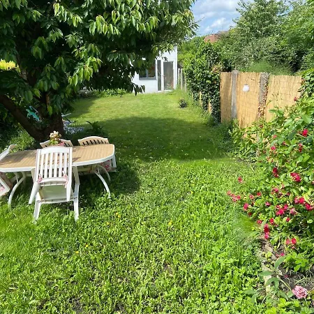 Charmante Maison Avec Jardin Et Veranda *
