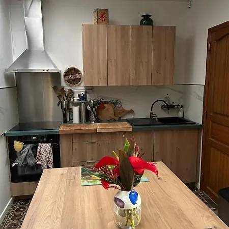 Charmante Maison Avec Jardin Et Veranda Holiday home *