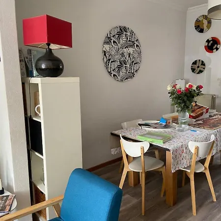 Charmante Maison Avec Jardin Et Veranda Holiday home *