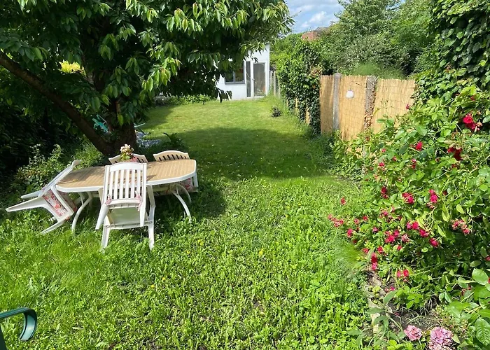 Charmante Maison Avec Jardin Et Veranda *