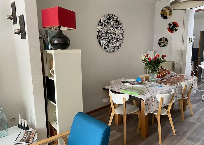 Charmante Maison Avec Jardin Et Veranda Holiday home *