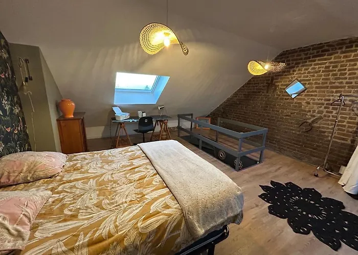 Holiday home Charmante Maison Avec Jardin Et Veranda
