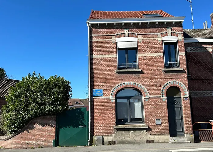 Charmante Maison Avec Jardin Et Veranda Holiday home Anzin
